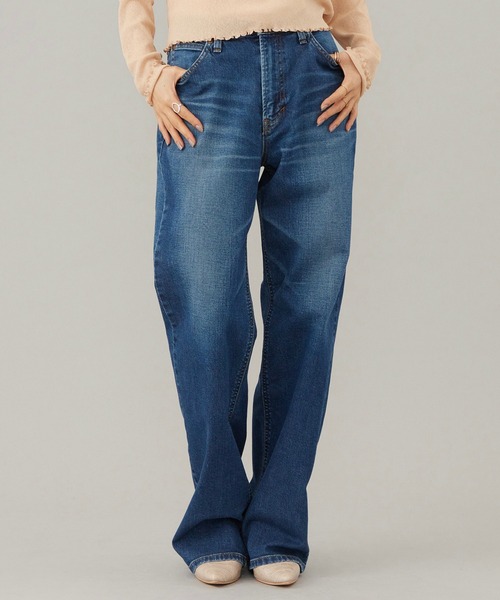 Lee(リー)の「STANDARD WARDROBE LASTIC ストレート【ストレッチデニム】(デニムパンツ・レディース・ダークインディゴブルー/ブルー/インディゴブルー・SMALL/X-SMALL/XX-SMALL/LARGE/MEDIUM)」の2枚目の写真