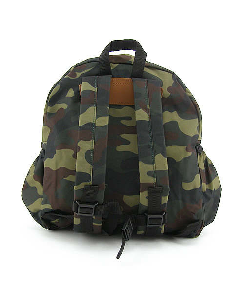 SHIPS KIDS(シップスキッズ)の「SHIPS CARRYING EQUIPMEN:デイ パック M(バックパック/リュック・キッズ・レッド/イエロー/ライトブルー/グリーン系カモフラージュ・ONE SIZE)」の11枚目の写真