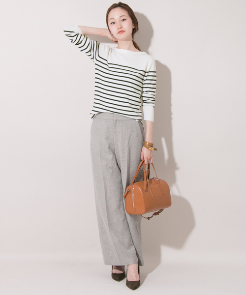 URBAN RESEARCH（アーバンリサーチ）の「UR イタリアンウールボートネックプルオーバー（ニット/セーター・レディース・ベージュ/ホワイト×ブラック/ブラック/オフホワイト/グレー・FREE）」の7枚目の写真