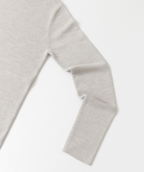 URBAN RESEARCH（アーバンリサーチ）の「UR イタリアンウールボートネックプルオーバー（ニット/セーター・レディース・ベージュ/ホワイト×ブラック/ブラック/オフホワイト/グレー・FREE）」の15枚目の写真