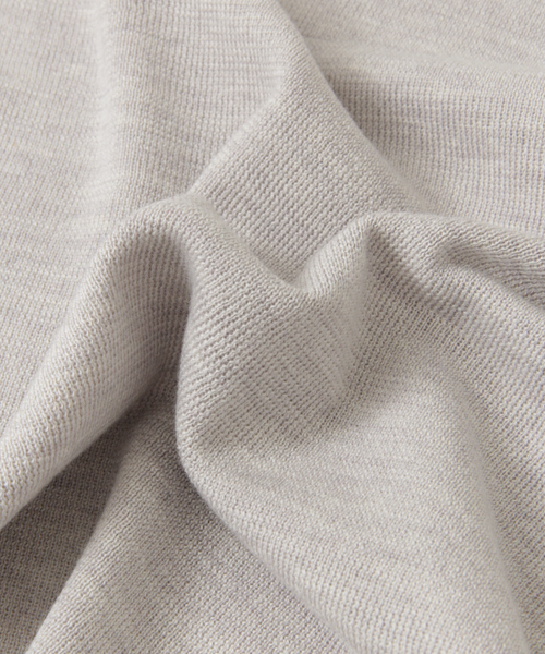 URBAN RESEARCH（アーバンリサーチ）の「UR イタリアンウールボートネックプルオーバー（ニット/セーター・レディース・ベージュ/ホワイト×ブラック/ブラック/オフホワイト/グレー・FREE）」の18枚目の写真