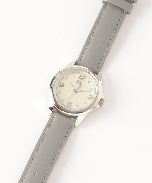 Daily russet（デイリー ラシット）の「Dailyラウンドリストウォッチ（アナログ腕時計・レディース・シルバー/ピンク/ゴールド・FREE）」の6枚目の写真