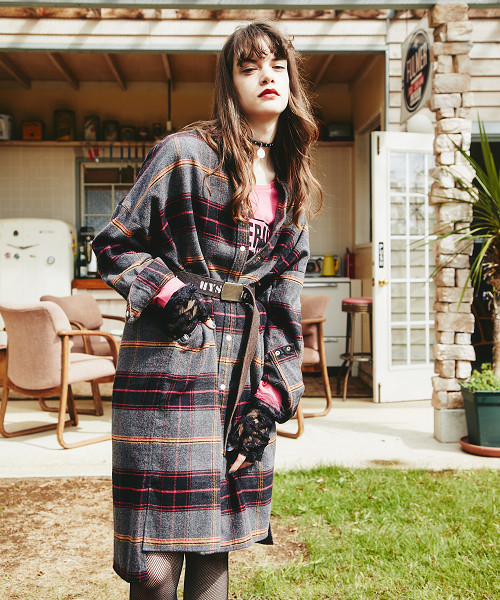 HYSTERIC GLAMOUR（ヒステリックグラマー）の「ロングSH（シャツ/ブラウス・レディース・レッド系その他/ネイビー/ブラック系その他・FREE）」の2枚目の写真