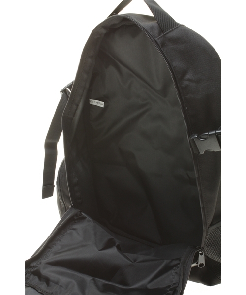 BEAMS(ビームス)の「THRASHER / Special Ops Backpack(バックパック/リュック・メンズ・ブラック・ONE SIZE)」の9枚目の写真