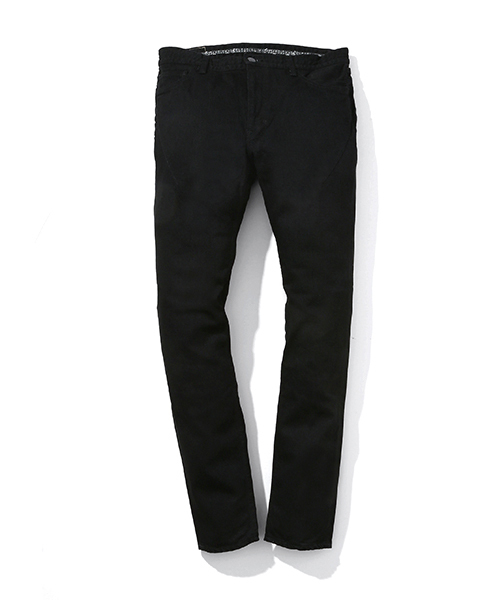 n(n) BY NUMBER (N)INE(エヌエヌバイナンバーナイン)の「SKINNY PANTS_STRECH DENIM(COLOR DENIM)(デニムパンツ・メンズ・ブラック・4/5/3/2)」の1枚目の写真