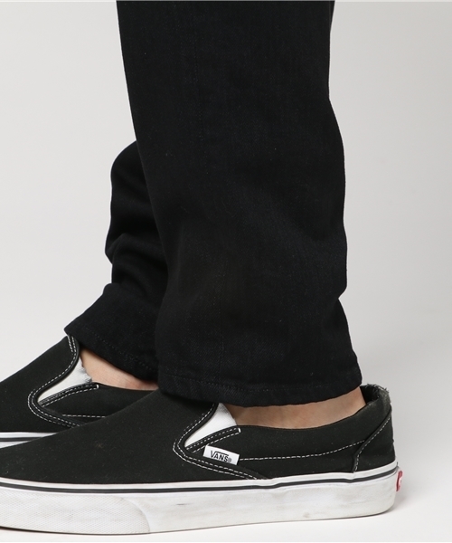 n(n) BY NUMBER (N)INE(エヌエヌバイナンバーナイン)の「SKINNY PANTS_STRECH DENIM(COLOR DENIM)(デニムパンツ・メンズ・ブラック・4/5/3/2)」の11枚目の写真