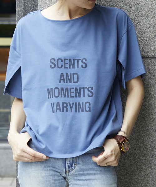 STUDIOUS SELECT（ステュディオスセレクト）の「【CLOCHE】袖スプリットメッセージTシャツ　71285674（Tシャツ/カットソー・レディース・ブラック/ホワイト/ブルー/ボルドー・FREE/2）」の3枚目の写真