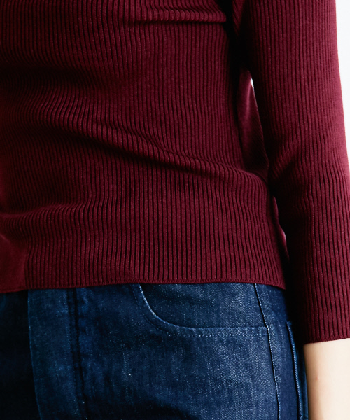 Rouge vif（ルージュヴィフ）の「ツヤリブオフショルニット（ニット/セーター・レディース・チョコ/ピンクベージュ/グレイッシュブルー・FREE）」の4枚目の写真