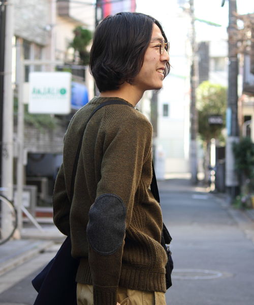 STEPS（ステップス）の「soglia  / ソリア　別注クルーセーター（ニット/セーター・メンズ・ブラック/ネイビー/オリーブ/バーガンディー・M/S/L）」の15枚目の写真