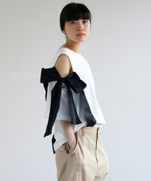 リボンTシャツ