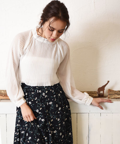 Luz Llena（ラズレナ）の「シフォンプリーツブラウス（シャツ/ブラウス・レディース・ホワイト/ブラック・MEDIUM）」の10枚目の写真