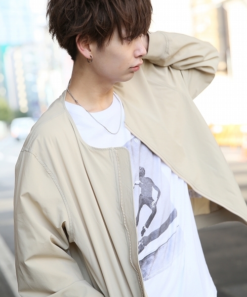 kutir(クティール)の「マルチWAYノーカラーMA-1(MA-1・メンズ・ブラック/ベージュ/カーキ・MEDIUM/LARGE)」の2枚目の写真