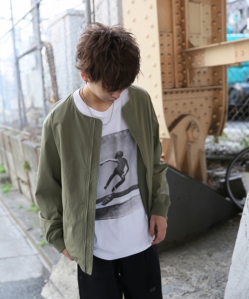 kutir(クティール)の「マルチWAYノーカラーMA-1(MA-1・メンズ・ブラック/ベージュ/カーキ・MEDIUM/LARGE)」の3枚目の写真