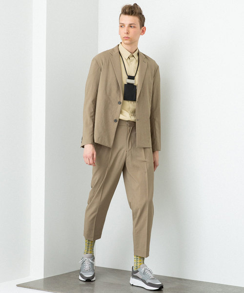 セットアップ UNITED TOKYO ベージュ テーラードジャケット +パンツ UNITED TOKYO（ユナイテッドトウキョウ）の「リネンライク