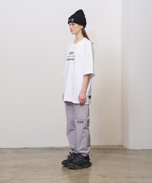 OY（オーワイ）の「ベーシックロゴ半袖Tシャツ/カットソー（Tシャツ/カットソー・メンズ・ホワイト/ブラック・FREE）」の4枚目の写真