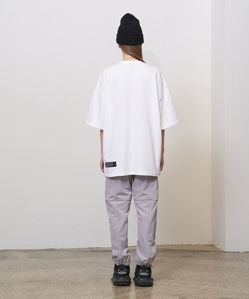 OY（オーワイ）の「ベーシックロゴ半袖Tシャツ/カットソー（Tシャツ/カットソー・メンズ・ホワイト/ブラック・FREE）」の5枚目の写真