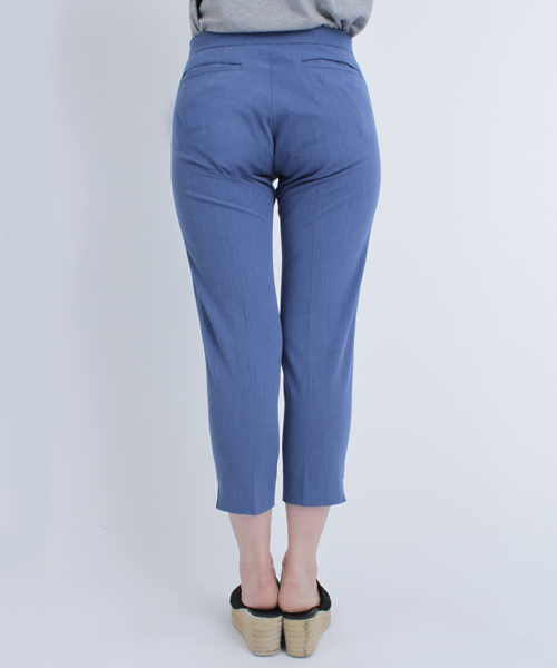 SILAS（サイラス）の「GABARDINE PANT（スラックス・レディース・ベージュ/ブルー・SMALL/MEDIUM）」の4枚目の写真