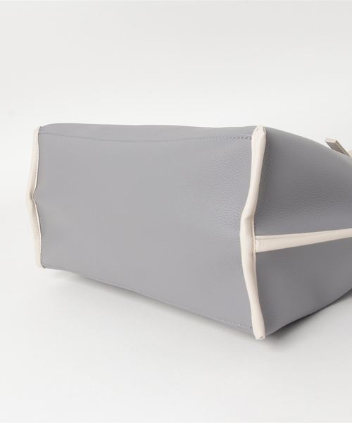 COLORS & chouette（カラーズアンドシュエット）の「配色トートバッグ（トートバッグ・レディース・ライトブルー/ブラック/グレー/ピンク/レッド/ベージュ/キャメル/カーキ/ネイビー・FREE）」の11枚目の写真