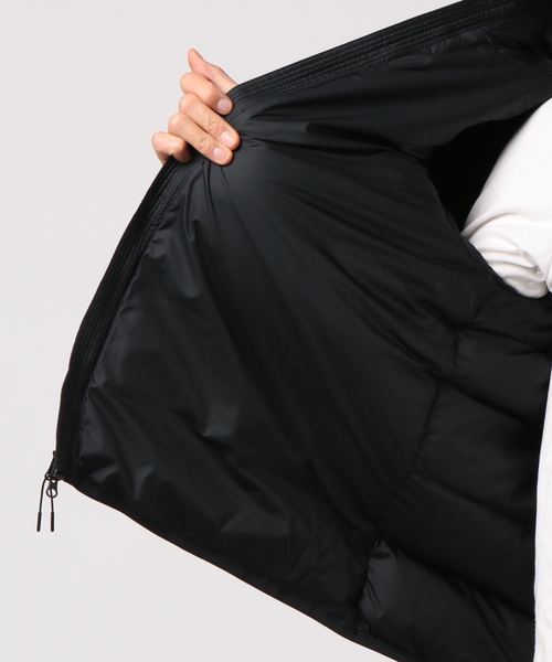 NIKE(ナイキ)の「NIKE/ナイキ ウインドランナーフィルダウンJK 928834-010 ダウンジャケット(ダウンジャケット/コート・メンズ・ブラック・S/M/L/XL)」の4枚目の写真