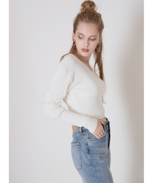 MIELI INVARIANT（ミエリインヴァリアント）の「ブロードニットトップス（ニット/セーター・レディース・ホワイト/ブラック/レッド・FREE）」の7枚目の写真