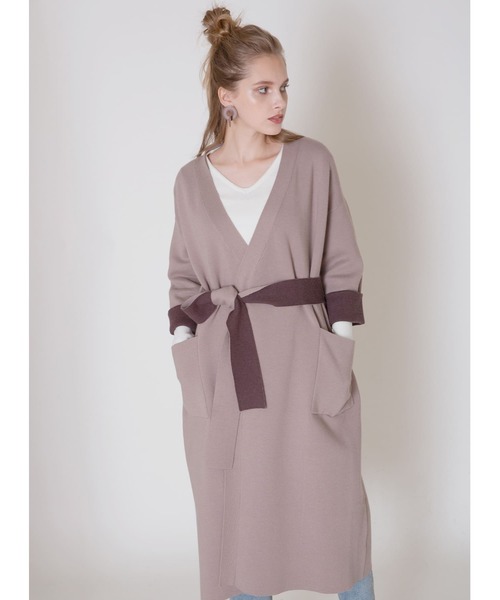 MIELI INVARIANT（ミエリインヴァリアント）の「ブロードニットトップス（ニット/セーター・レディース・ホワイト/ブラック/レッド・FREE）」の11枚目の写真