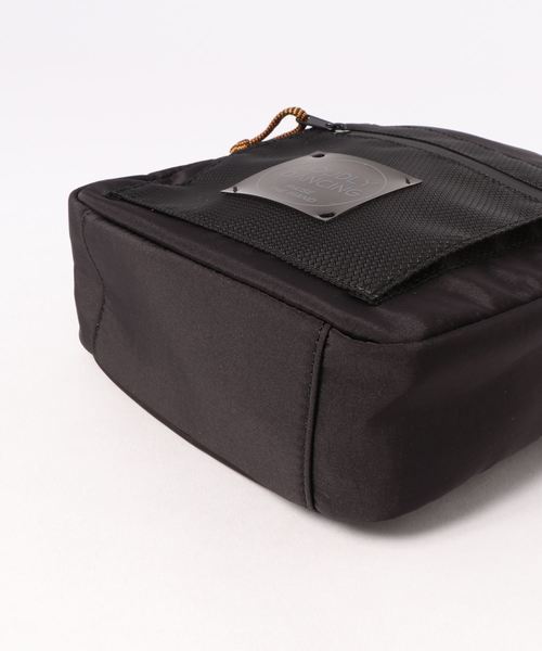 ACCOMMODE（アコモデ）の「メッシュポケットショルダー（ショルダーバッグ・レディース・ベージュ/ライトグリーン/ブラック・FREE）」の6枚目の写真