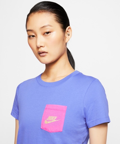 NIKE（ナイキ）の「ナイキ NIKE ウィメンズ アイコン クラッシュ Tシャツ（Tシャツ/カットソー・レディース・パープル/ブラック×ピンク・S/M/L/XL）」の9枚目の写真