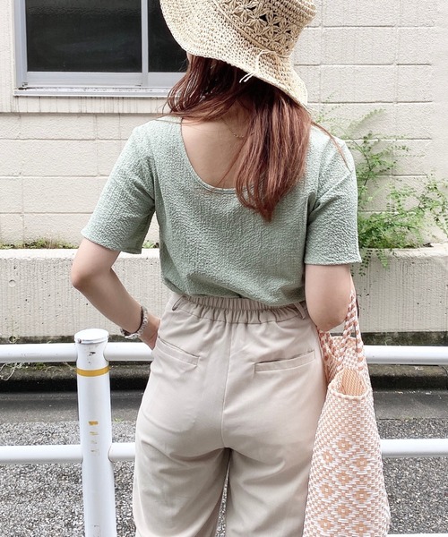 archives（アルシーヴ）の「2wayジャガードTee（シャツ/ブラウス・レディース・ブラウン/グリーン/パープル/アイボリー・MEDIUM）」の4枚目の写真