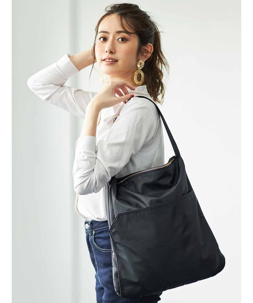 ｉｅｄｉｔ ｐｃも入る 収納上手な軽量スマート ２ ｗａｙバッグ ブラック ショルダーバッグ Iedit イディット のファッション通販 Zozotown