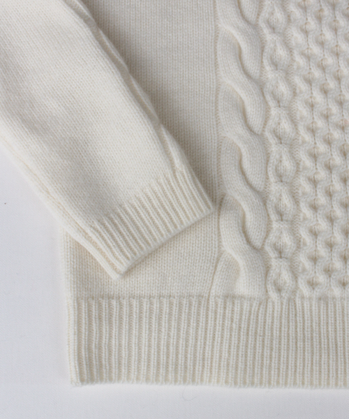 BEAUTY&YOUTH UNITED ARROWS(ビューティーアンドユースユナイテッドアローズ)の「BYBC ∵3Gケーブルクルーネックニット◆(ニット/セーター・レディース・ホワイト/グレー/ネイビー/ライトブルー/コバルトブルー・FREE)」の14枚目の写真