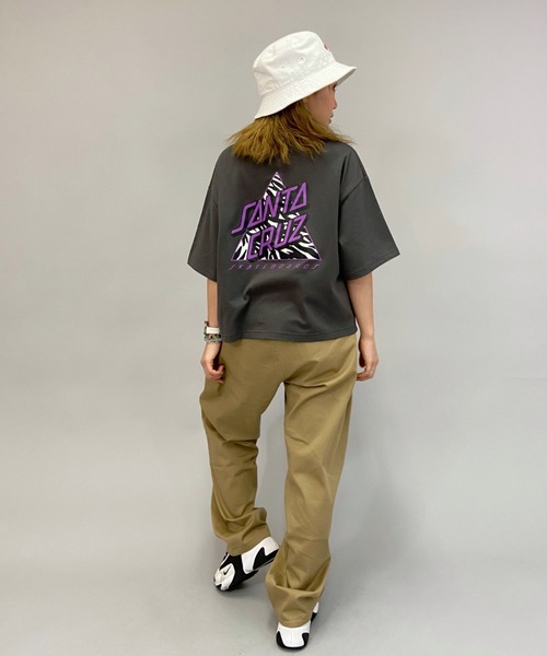 SANTA CRUZ(サンタクルーズ)の「【ムラサキスポーツ別注】SANTACRUZ/サンタクルーズ クロップド丈 バックプリント ゼブラ柄ロゴTシャツ 502211434(Tシャツ/カットソー・レディース・ホワイト/グレー/ブラウン/ブルー・M/L)」の16枚目の写真