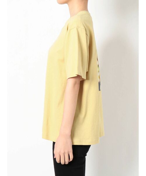 MURUA（ムルーア）の「【MURUA×217..NINA】フラワーシューティングTシャツ（Tシャツ/カットソー・レディース・ホワイト/イエロー・FREE）」の15枚目の写真