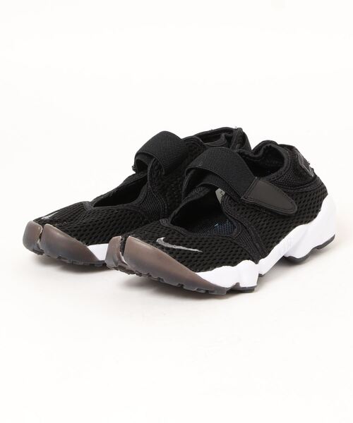 NIKE（ナイキ）の「【NIKE】エアリフト ブリーズ WOMEN（スニーカー・レディース・ホワイト/ブラック・23cm/24cm/25cm）」の2枚目の写真