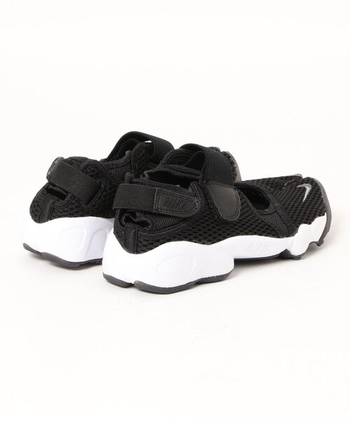 NIKE（ナイキ）の「【NIKE】エアリフト ブリーズ WOMEN（スニーカー・レディース・ホワイト/ブラック・23cm/24cm/25cm）」の3枚目の写真