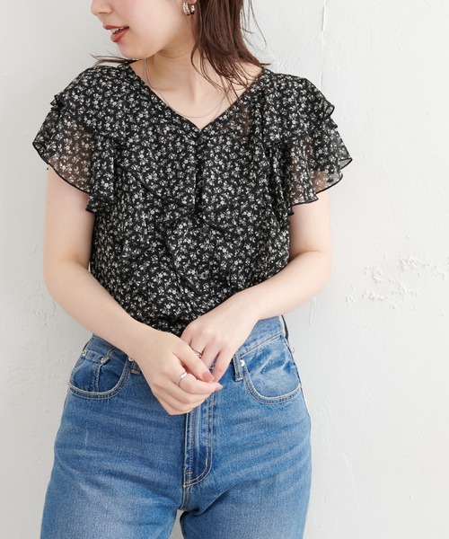 natural couture（ナチュラルクチュール）の「ふんわりラッフルデザインブラウス（シャツ/ブラウス・レディース・ブラック/その他1/その他2/オフホワイト/ライトグレー・FREE）」の5枚目の写真