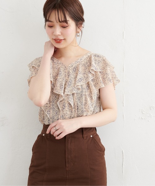 natural couture（ナチュラルクチュール）の「ふんわりラッフルデザインブラウス（シャツ/ブラウス・レディース・ブラック/その他1/その他2/オフホワイト/ライトグレー・FREE）」の22枚目の写真