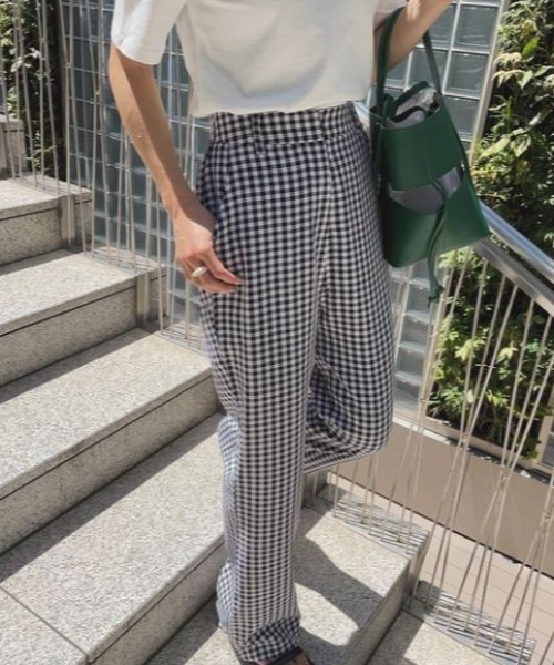 KOBE LETTUCE(コウベレタス)の「セミフレアスラックスパンツ(スラックス・レディース・ライトベージュ/グリーン/オレンジ/ダークブラウン/ブラック/チェック/ダークグリーン/グリーン系その他/その他/オレンジ系その他/ダークブルー/イエロー系その他/イエロー/ピンク/ライトオレンジ系/レッド・FREE/ショート/ONE SIZE)」の16枚目の写真