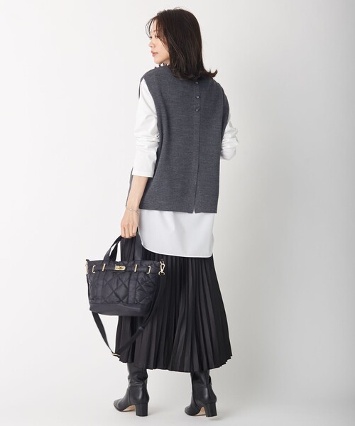 J.PRESS Ladies（J.プレス レディス）の「【接触冷感・UVケア】レイヤードジャージー カットソー（Tシャツ/カットソー・レディース・ホワイト系/ブラック系1/ネイビー系1・SMALL）」の16枚目の写真