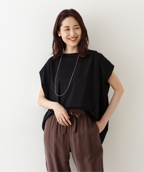 NATURAL BEAUTY BASIC（ナチュラルビューティーベーシック）の「オーガニックコットンショルダータックフォルムカットソー（Tシャツ/カットソー・レディース・ブラック/ベージュ/ラベンダー・MEDIUM）」の10枚目の写真