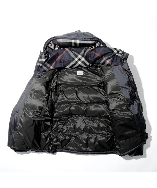 BURBERRY(バーバリー)の「BURBERRY DECHATTERABLE SLEEVE FOODED BUFFER JACKET バーバリー デタッチャブルスリーブ フーデッド ダウンジャケット(ダウンジャケット/コート・メンズ・ネイビー・MEDIUM)」の10枚目の写真
