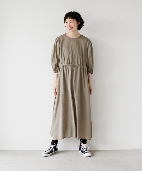 note et silence (ノートエシロンス)の「◇【AMB100貨】ハイツイストジョーゼット ギャザーワンピース(ワンピース・レディース・オフホワイト/グレー・FREE)」の22枚目の写真