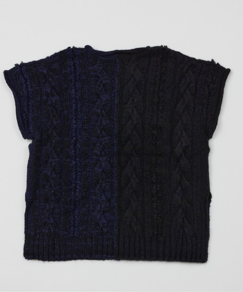 And A(アンドエー)の「AlexanderLeeChang アレキサンダーリーチャン / BIG KNIT VEST ビッグシルエット 配色切り替えケーブルニットベスト / AC062103(ベスト・メンズ・ブラック/グレー/バーガンディー・2/3)」の11枚目の写真
