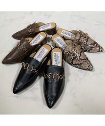 DULCIS REGALO | DulcisRegalo(ドルキスレガロ) ゴールドチェーン付きポインテッドトゥ ミュール(パンプス)