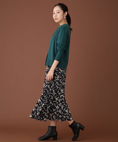 NANO universe（ナノユニバース）の「WEB限定/ゴールドボタンニットアンサンブル 長袖（アンサンブル・レディース・ネイビー/ブルーグリーン/アイボリー・FREE）」の9枚目の写真