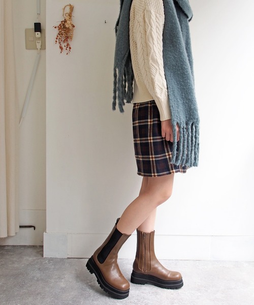 byあしながおじさん（バイアシナガオジサン）の「厚底サイドゴアミディブーツ　-8980635（ブーツ・レディース・グレイッシュベージュ/ブラウン/ブラック・24.5cm/24.0cm/23.5cm/23.0cm/22.5cm）」の7枚目の写真