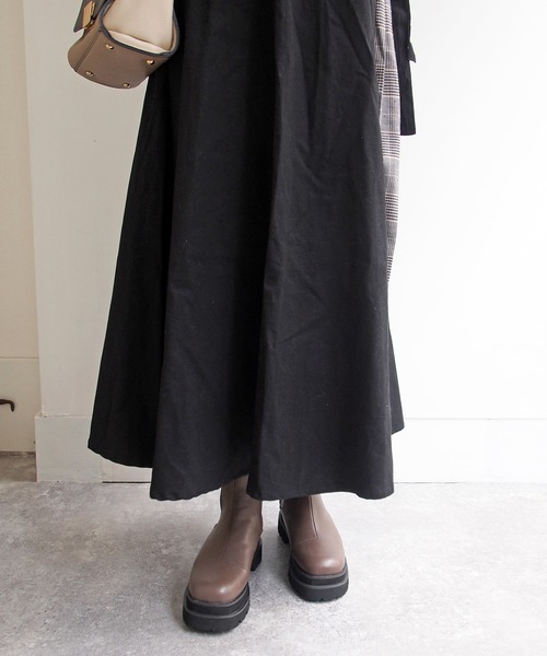 byあしながおじさん（バイアシナガオジサン）の「厚底サイドゴアミディブーツ　-8980635（ブーツ・レディース・グレイッシュベージュ/ブラウン/ブラック・24.5cm/24.0cm/23.5cm/23.0cm/22.5cm）」の16枚目の写真