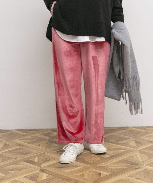 UR Lab.(アーバンリサーチラボ)の「オトナリラックスベロアパンツ(その他パンツ・レディース・チャコールグレー/ブラウン/ピンク・FREE)」の11枚目の写真