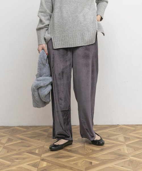 UR Lab.(アーバンリサーチラボ)の「オトナリラックスベロアパンツ(その他パンツ・レディース・チャコールグレー/ブラウン/ピンク・FREE)」の7枚目の写真
