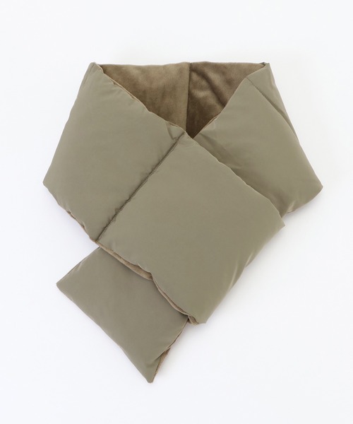 ikka（イッカ）の「ダブルフェイス中綿マフラー（マフラー・レディース・ホワイト/ブラック/グリーン・FREE）」の17枚目の写真