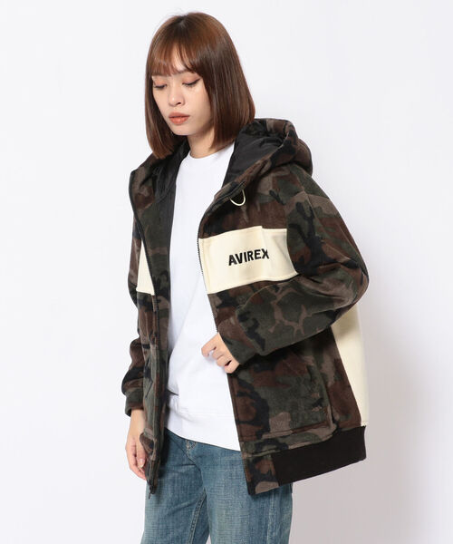 AVIREX(アヴィレックス)の「2TONE BIG FLEECE PARKA/ 2トーン ビッグフリースパーカー(ブルゾン・レディース・ネイビー/アイボリー/カモフラージュ・FREE)」の6枚目の写真
